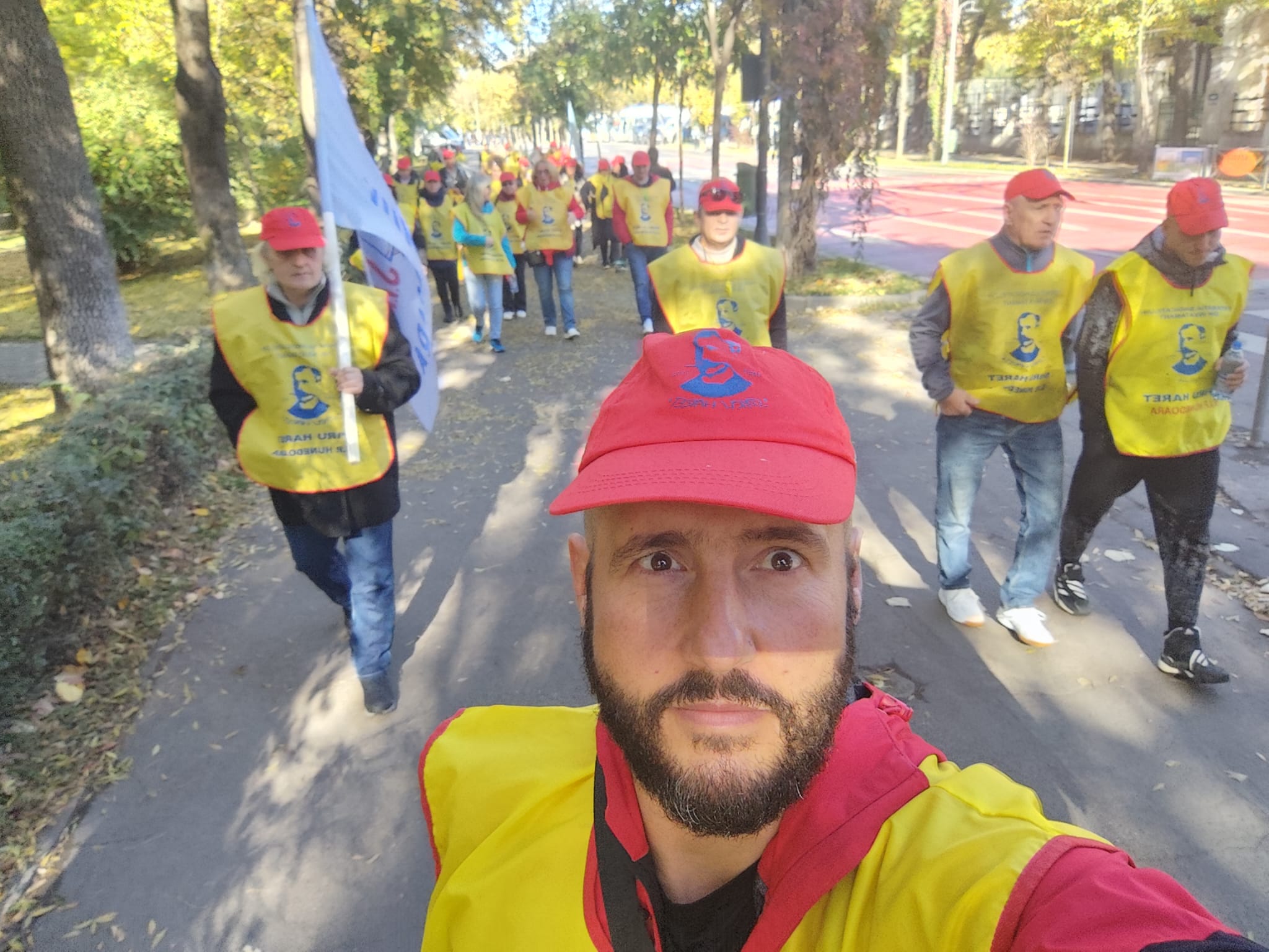 Extensia = image/jpeg, Dimensiunea = 345714 octeți