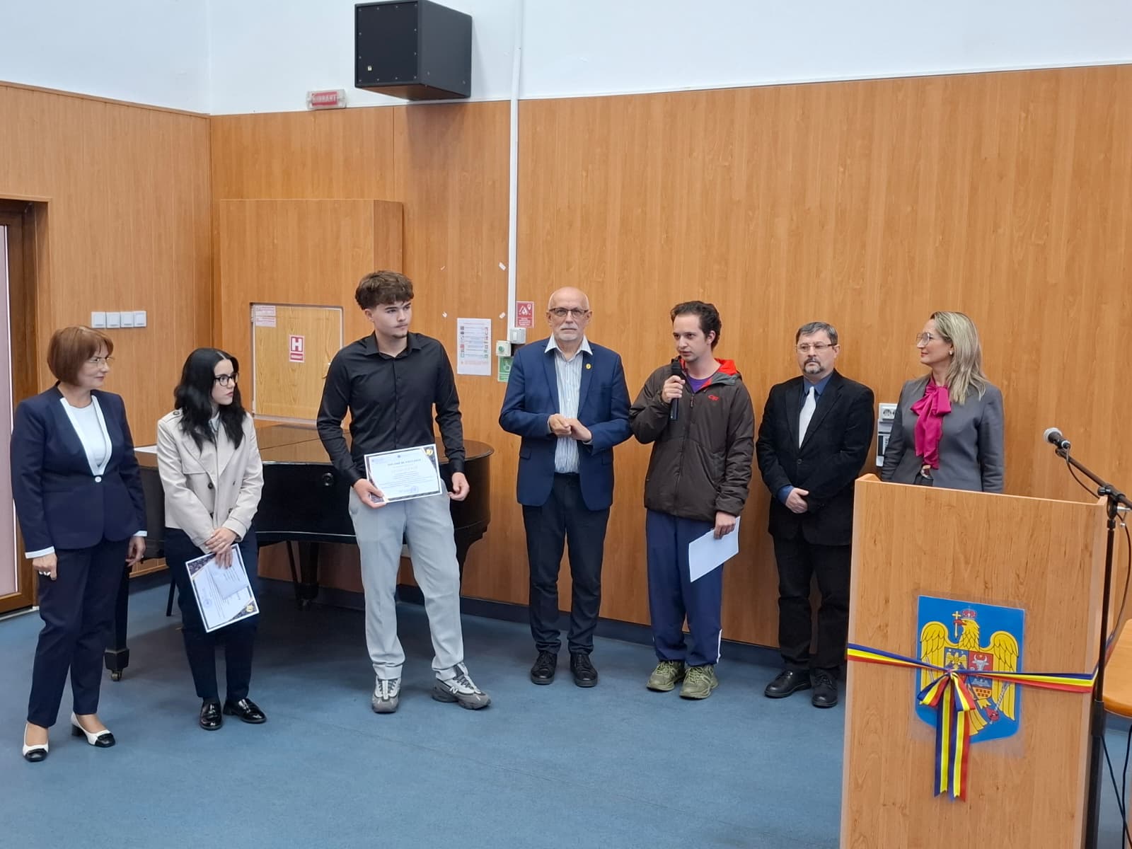 Extensia = image/jpeg, Dimensiunea = 153267 octeți